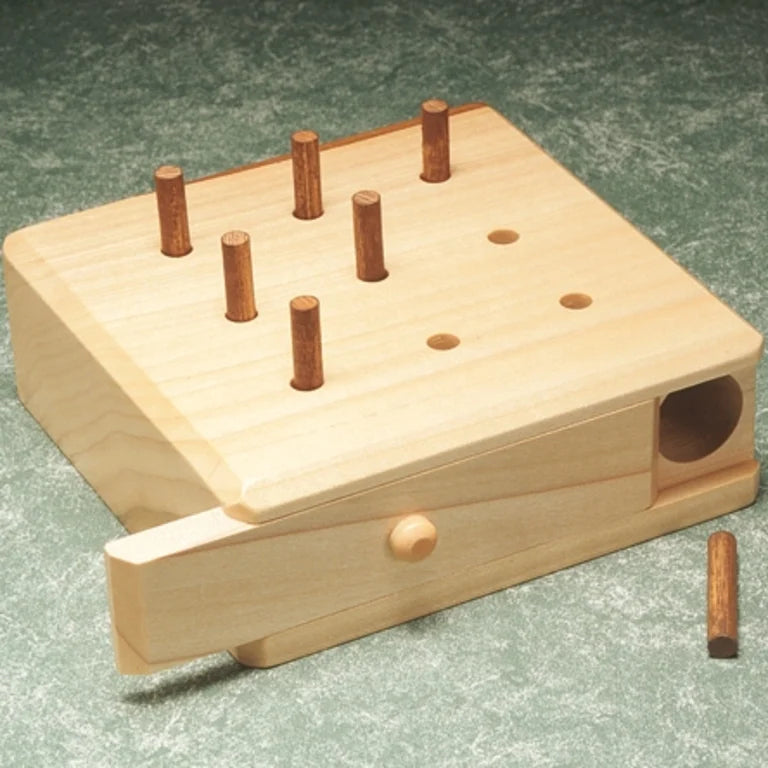 North Coast 9-Hole Pegboard | NC34547