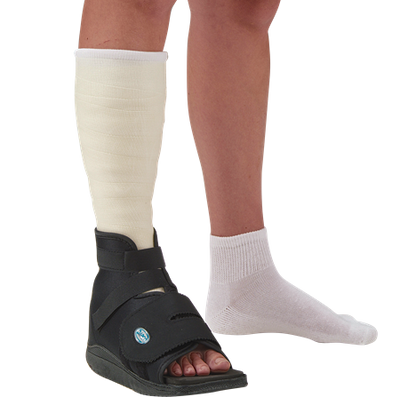 DEROYAL DARCO® SLIMLINE CAST BOOT (PACKAGING - EACH)