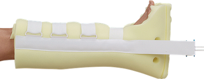 DEROYAL FULL FOOT BUCK'S TRACTION BOOT (PACKAGING - EACH)