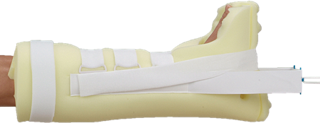 DEROYAL SPECIALTY BUCK'S TRACTION BOOT (PACKAGING - EACH)