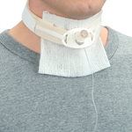 DEROYAL TRACH TUBE HOLDER (SIZE - BERIATRIC) (FASTENER - NARROW) (NECK CIRCUMFERENCE - up to 30”)