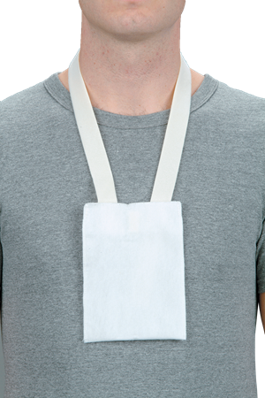 DEROYAL POLYESTER TELEMETRY POUCH (DIMENSIONS - 6½” L x 5” W) (PACKAGING - CASE)