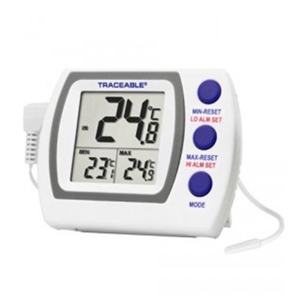 Fisher Scientific Co. Thrmtr Lb Traceable -50-70C/-58-158F Dgtl 3 LCD Dspl Btl Snsr 3.25x3.25" 2Scl Each - S66278