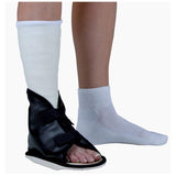 Deroyal Industries Inc Boot Cast Vinyl Black Rocker Sole 11.5x5.25" Size Large Each - 2027-04