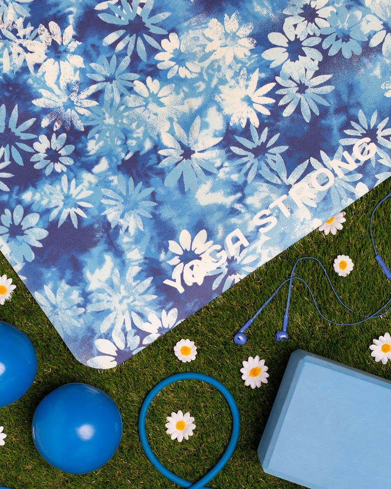 Yoga Strong, Yoga Mat 72" x 24", Blue Daisy - FE-32-1521